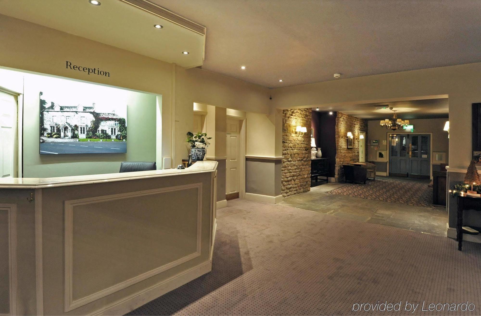 Royal George Hotel By Greene King Inns Birdlip Exterior photo